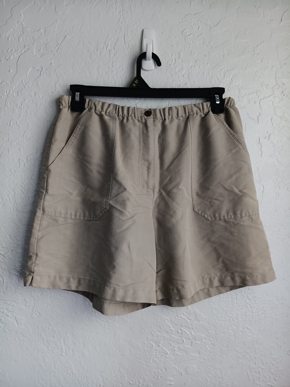 Classic Lightweight Beige Men's Shorts